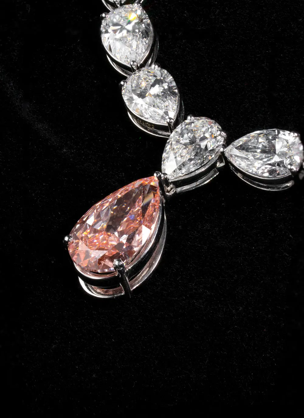 Lab-grown diamond necklace