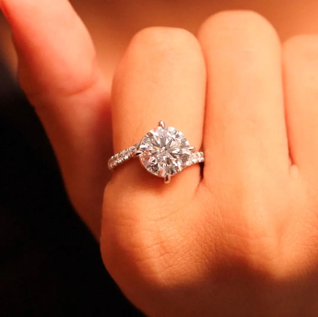 Lab-grown diamond ring